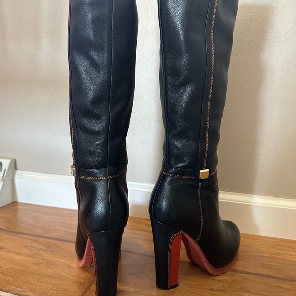 Boots - Picture 5 of 8